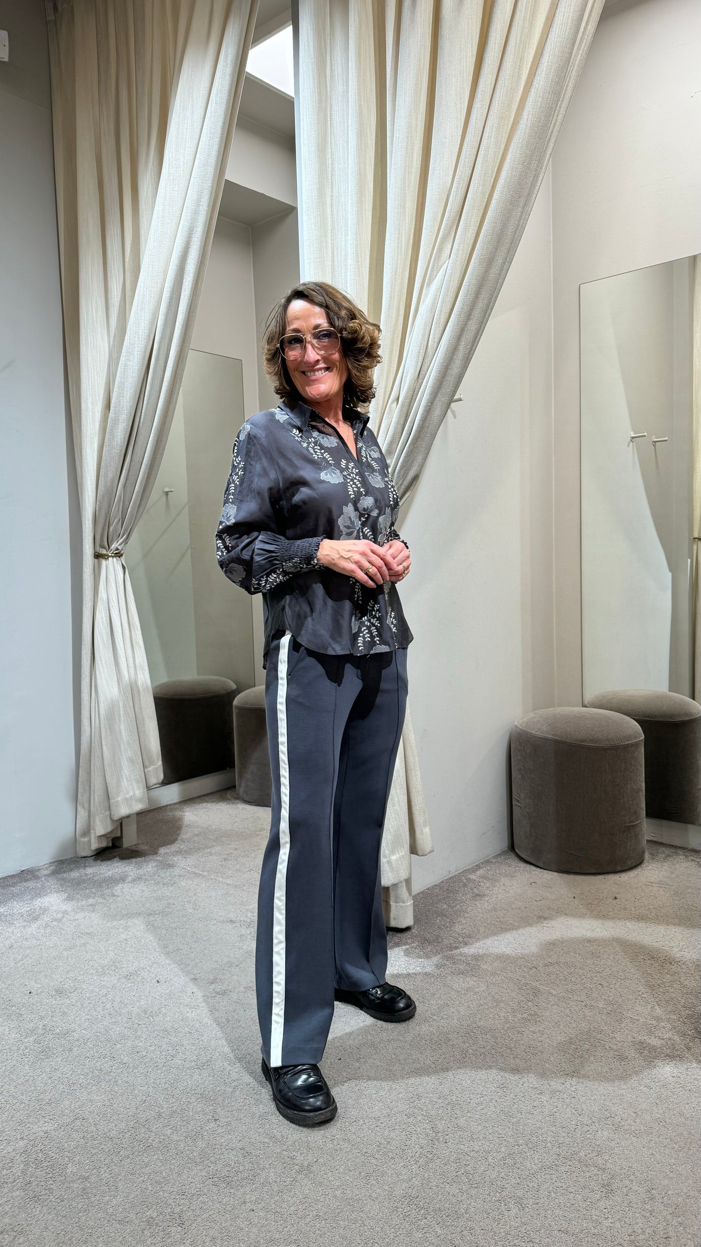 153470 | Gustav - Marit Mørkegrå