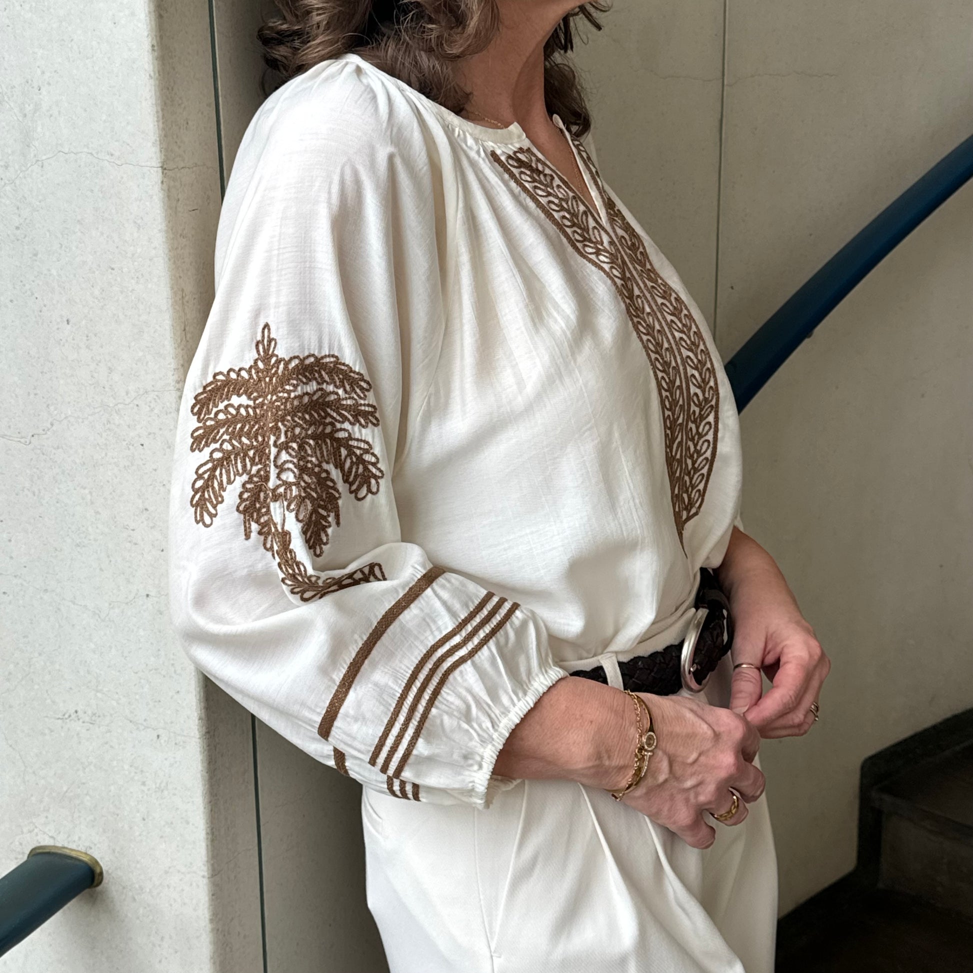 154083 | Luxzuz - Allie Off white