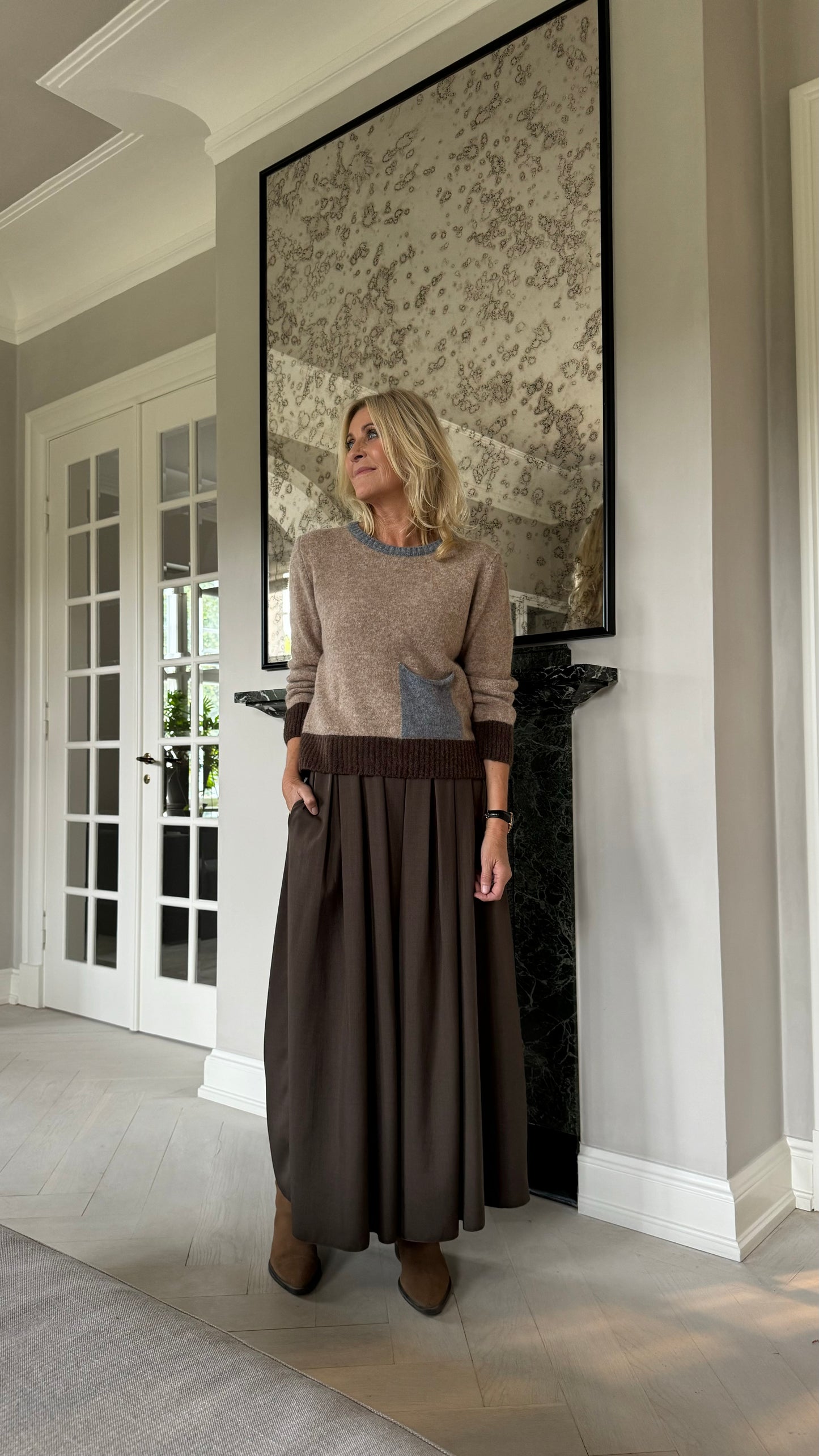 152832 | Marta du Château - Elora Brun