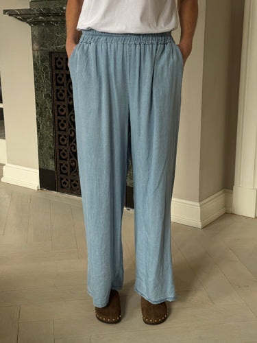 154421 | Marta du Château - Marilyn Blå