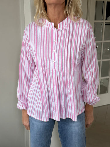 153683 | Marta du Château - Maren Lyserød