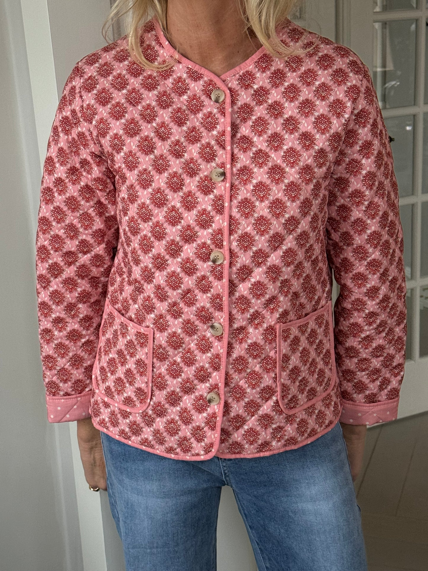 153719 | Marta du Château - Avril Lyserød