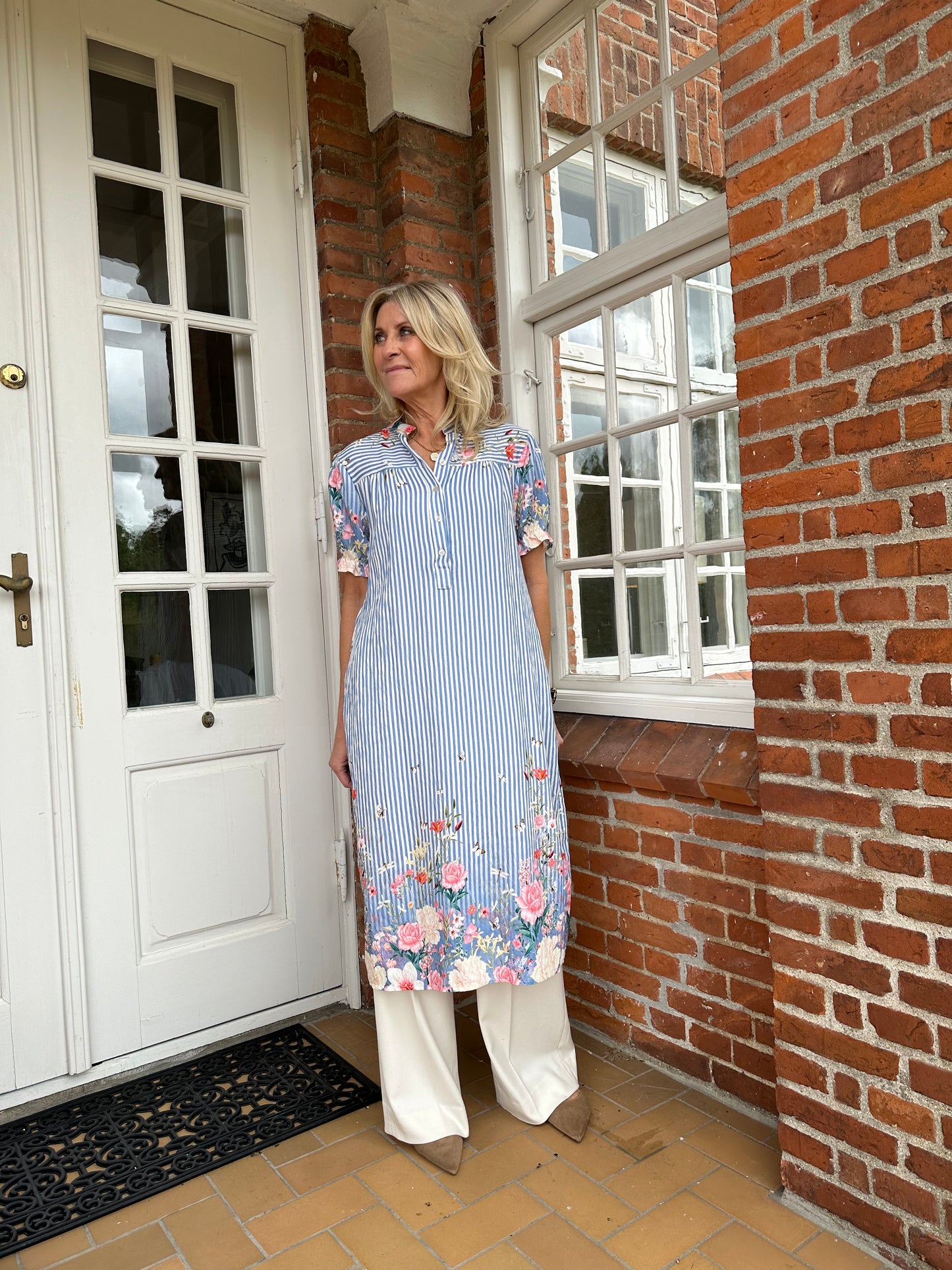 151601 | Marta du Château - 7263 Blå