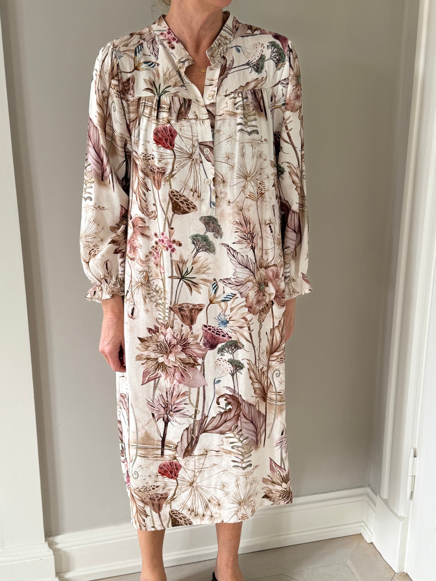 154417 | Marta du Château - Aries Off white mønstret