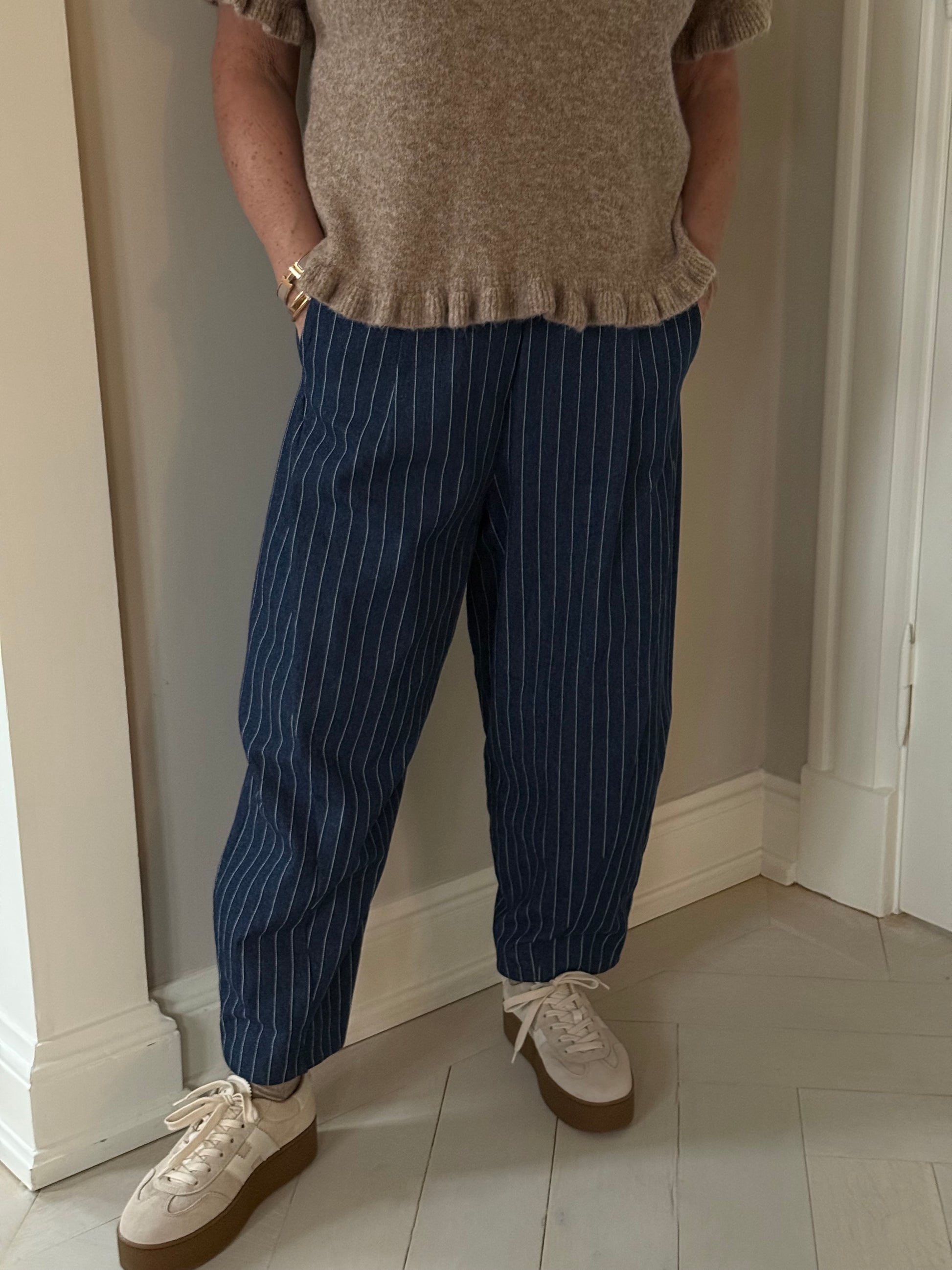 153699 | Marta du Château - Lene Mørkeblå