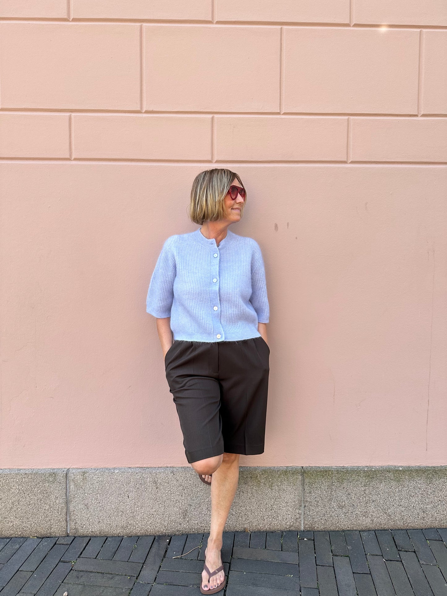 151756 | SECOND FEMALE - Andrea Lyseblå