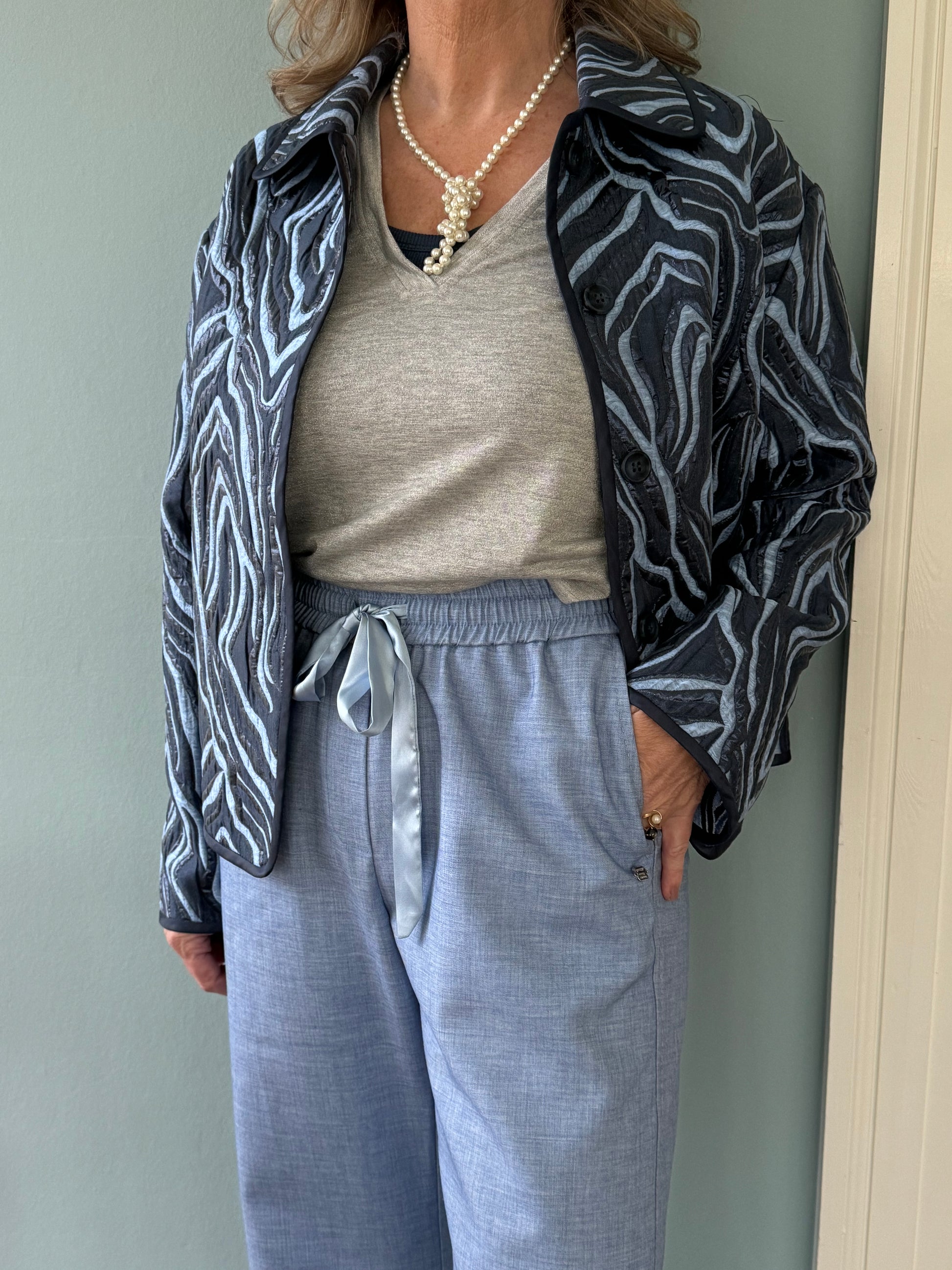 153466 | Gustav - Amada Blå mønstret