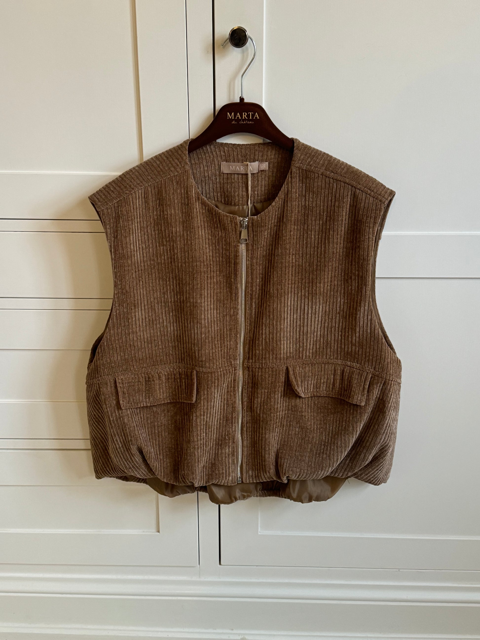 153332 | Marta du Château - Freya Brun