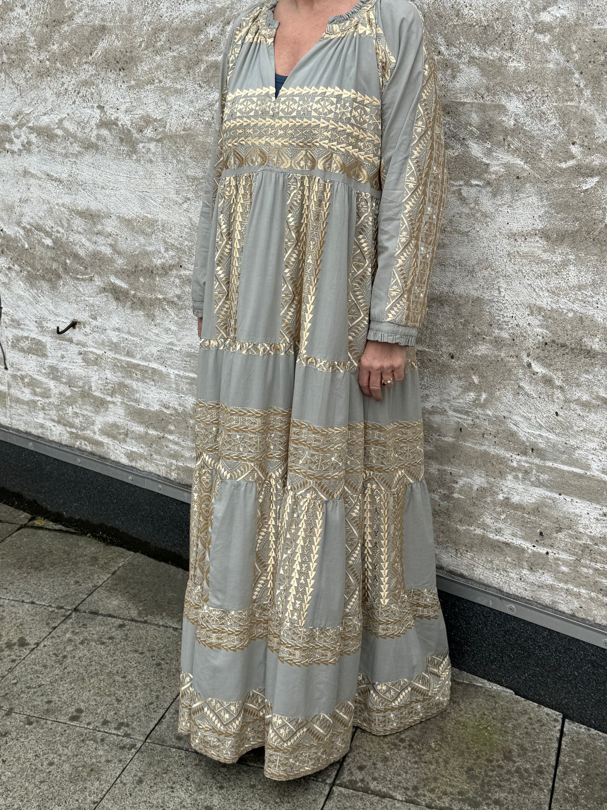 154198 | Greek Archaic Kori - LONG CLASSIC TRIANGLE Grå