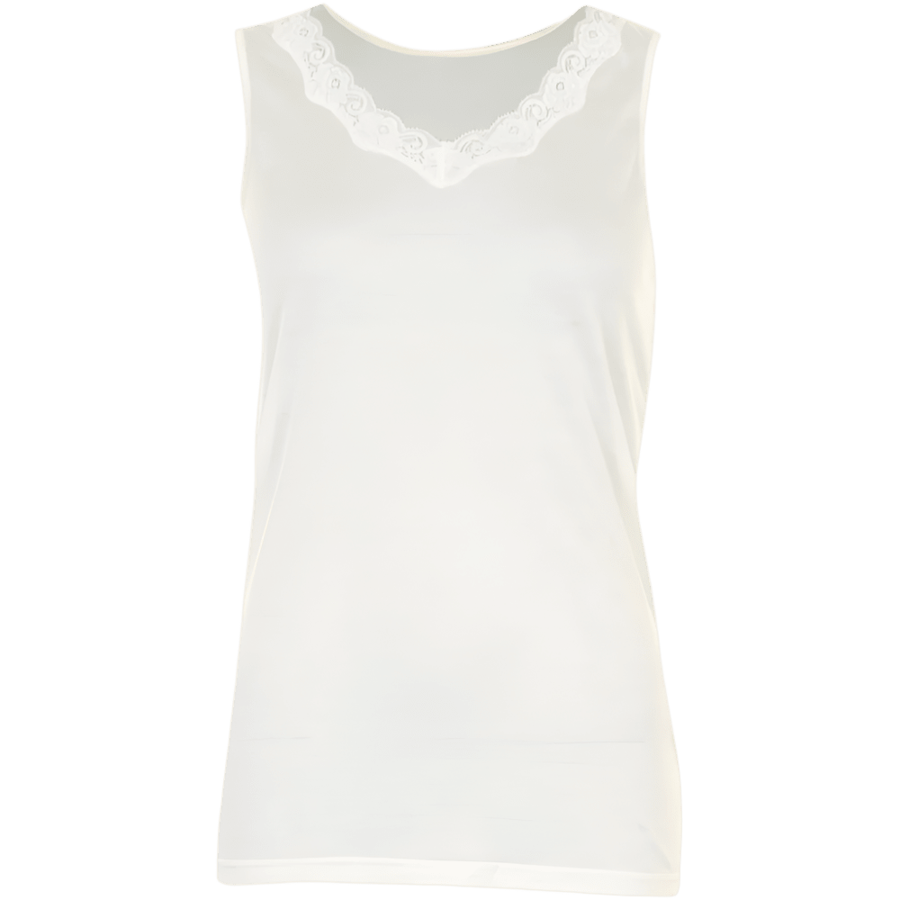 Lady Avenue 23-10423: Offwhite, ærmeløs tanktop med blonderkant og V-udskæring, vist på en ensfarvet hvid baggrund.