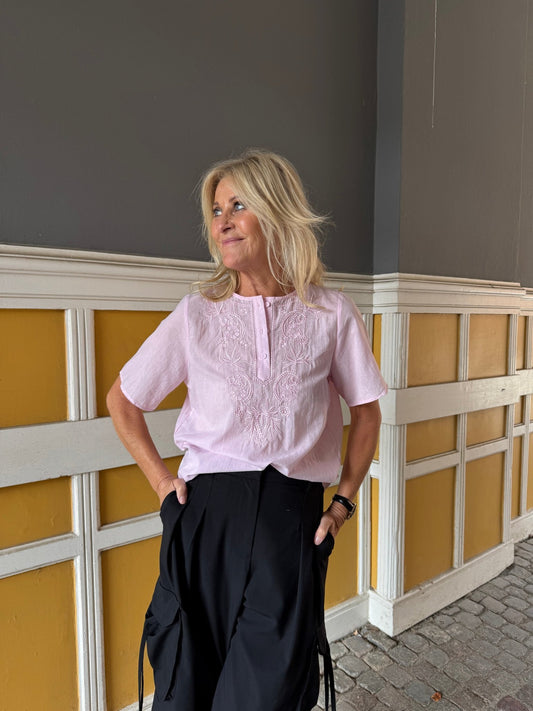  i Pink fra Luxzuz