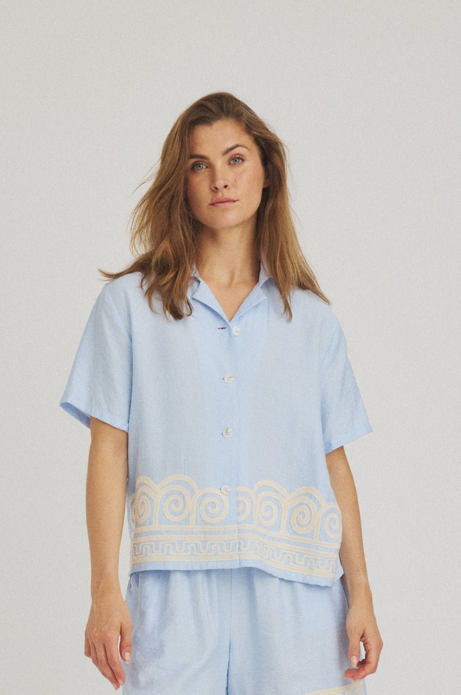 155282 | Luxzuz - Shorts Sæt Lyseblå