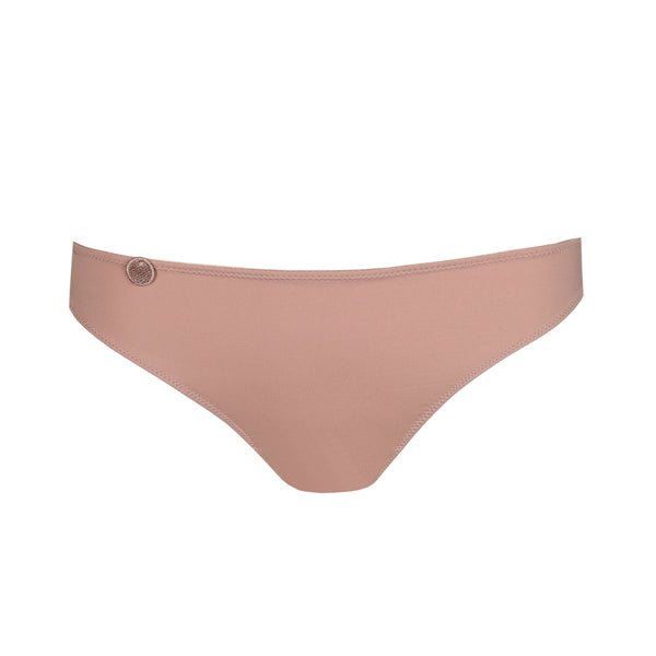 Marie Jo Tom Cosmetic lysebrun bikinibund med høj udskæring og logo på linningen, vist på hvid baggrund.