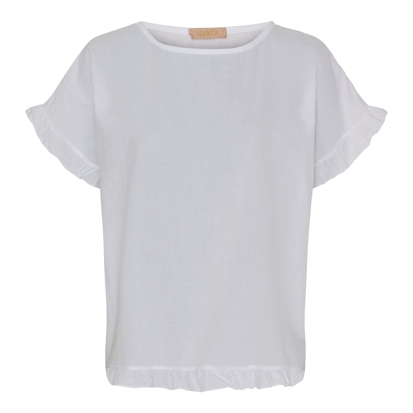 Marta du Château Kasimira hvid T-shirt i 100  bomuld med flæsekant, på en enkel hvid baggrund.