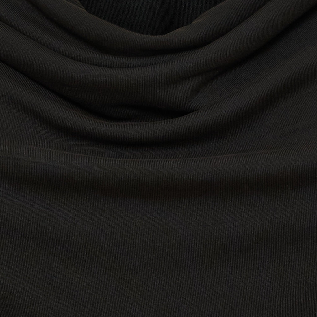 Marta du Château MDCSoletta – Sort bluse med draperet cowl-udskæring.