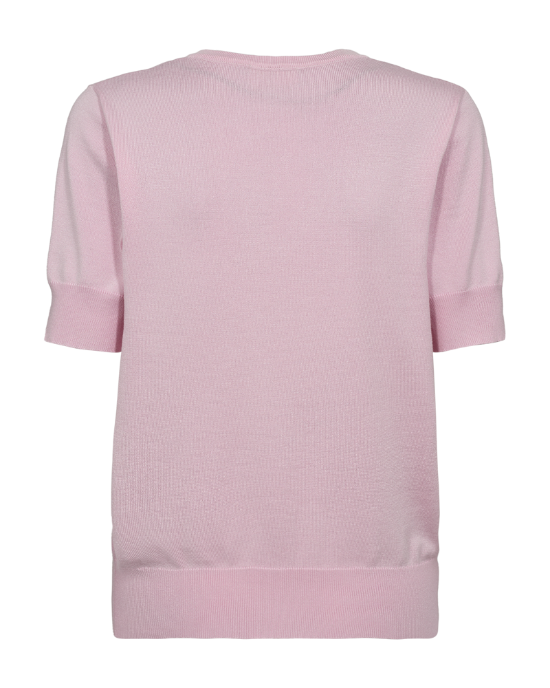 153998 | Freequent - Katie Lyserød