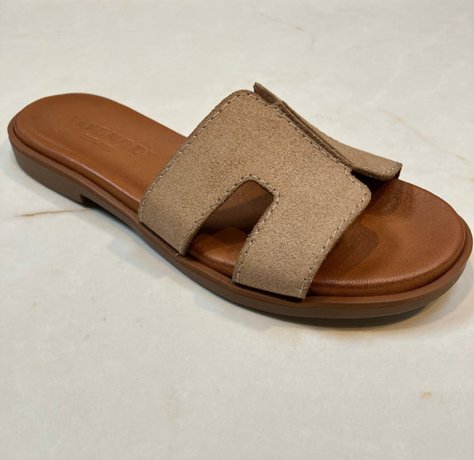 Sandaler i Beige fra PAVEMENT