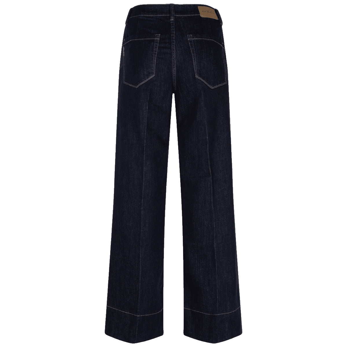 Bagsiden af den røde knap – Conny Mørk-jeans: brede ben, to baglommer, brunt mærke på linningen.