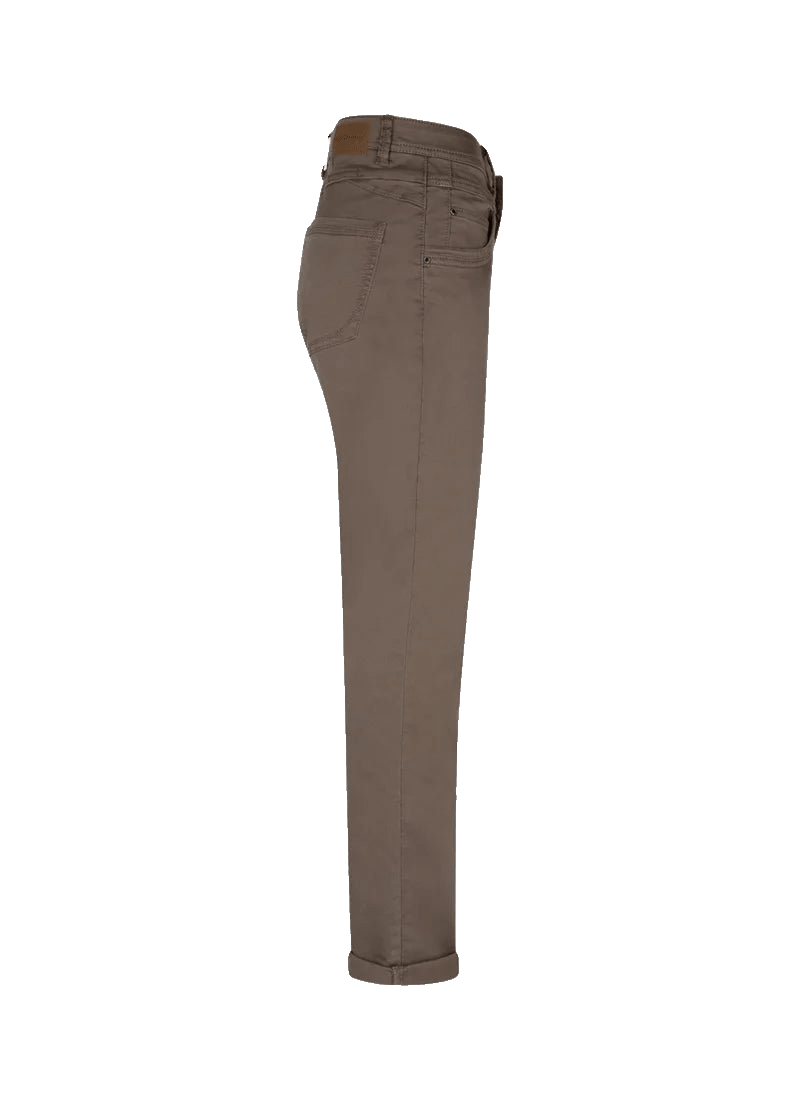 Red Button Relax jog Brun-bukser, slim fit i farven »brown clay«, vist set fra siden på en hvid baggrund.