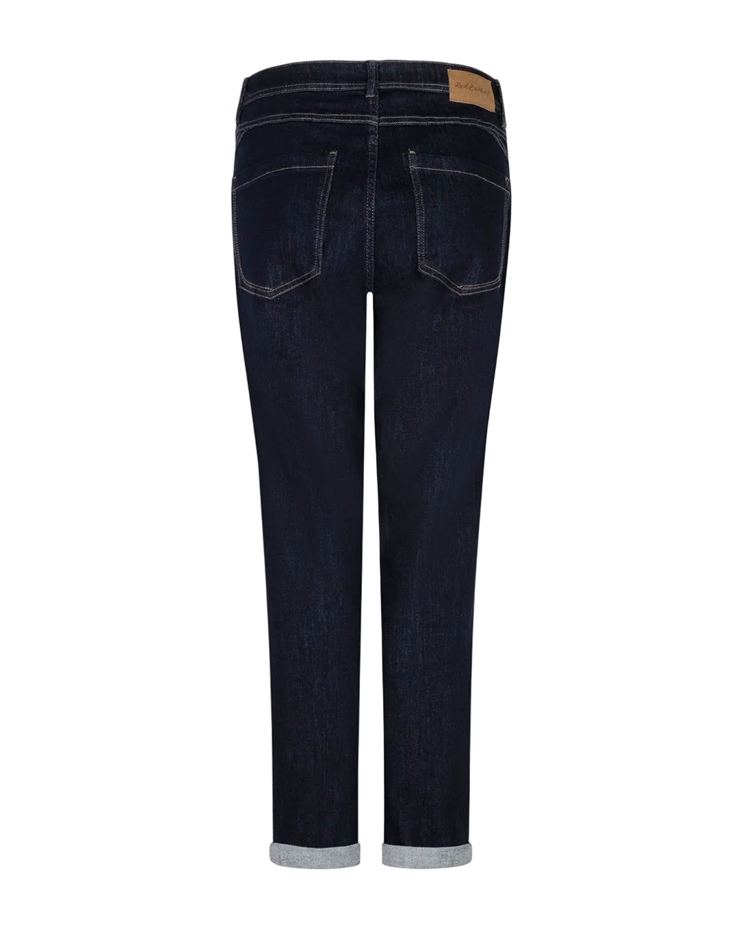 Red Button Relax Mørk denimjeans i mørkeblå, vist set bagfra med klassiske lommer og opsmøgede bukseben.