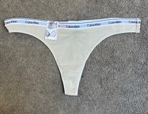 149526 | Calvin Klein - 3 FOR 399,- Beige