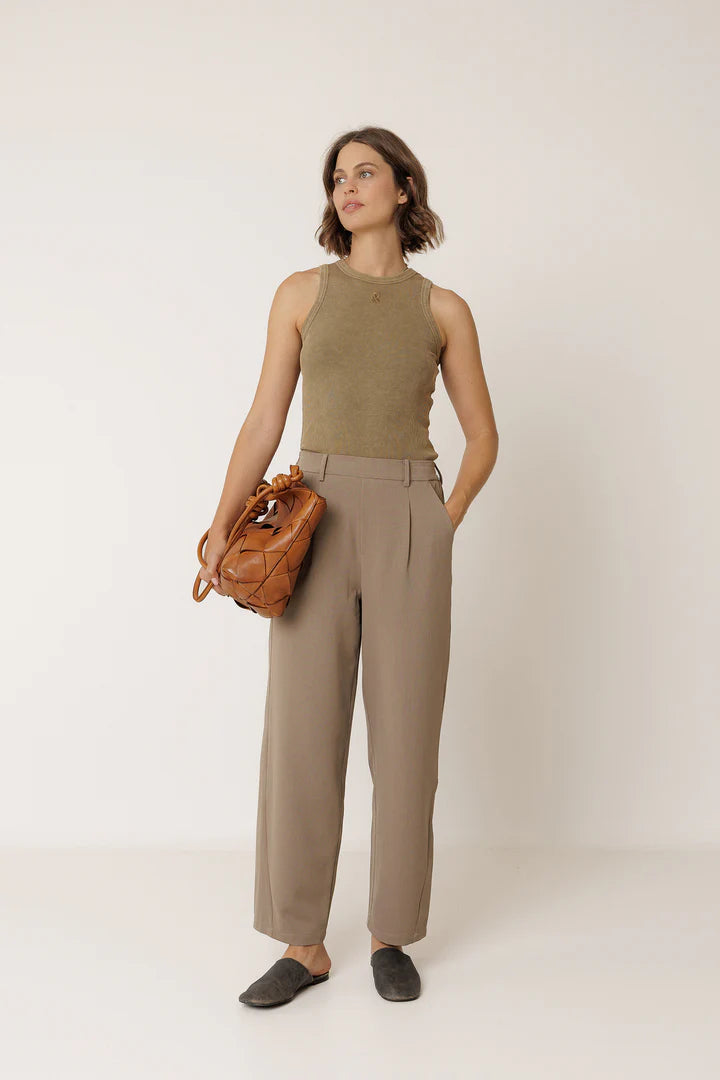 153972 | INDI & COLD - Camiseta Khaki