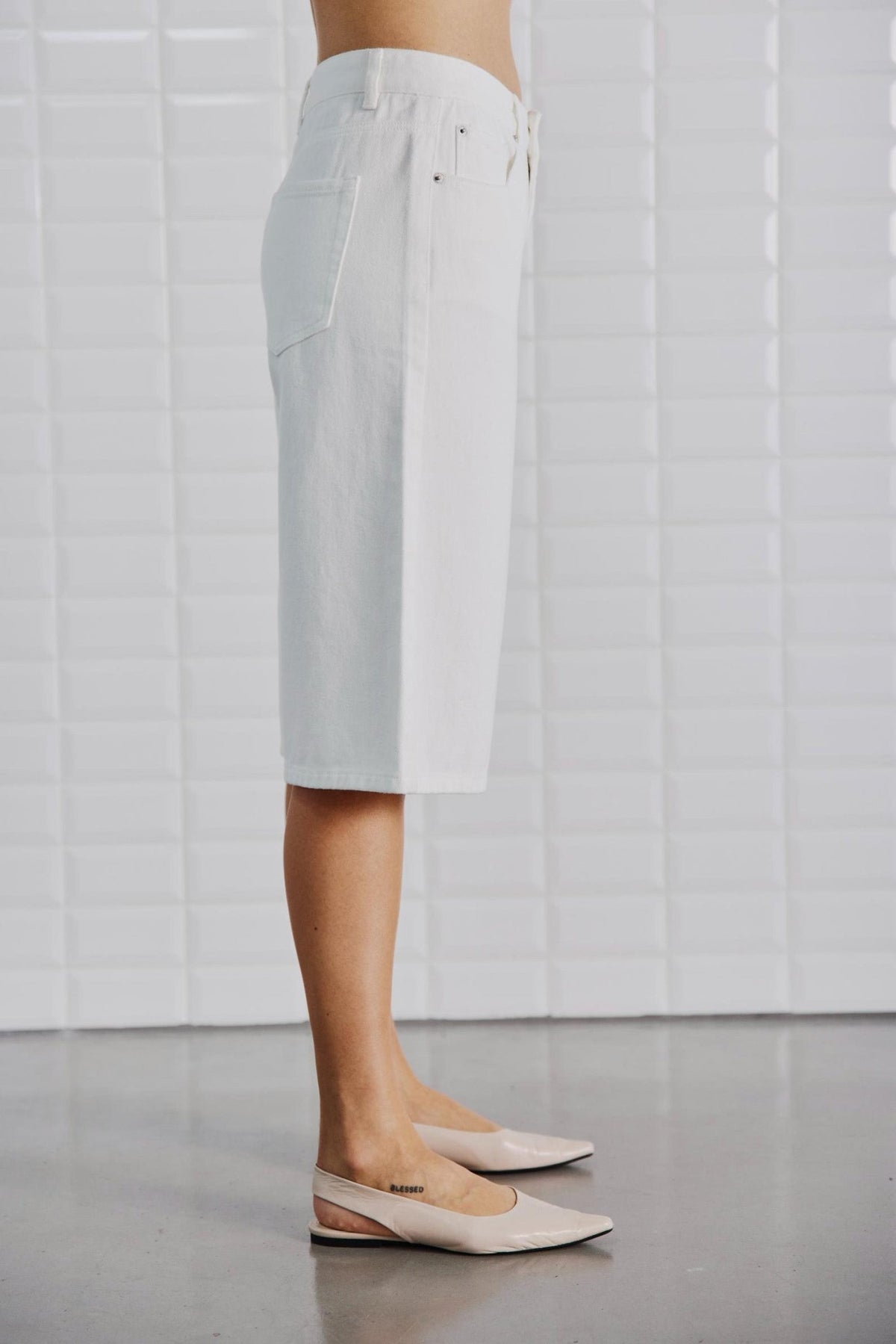 154658 | WithBlack - Gala Off white