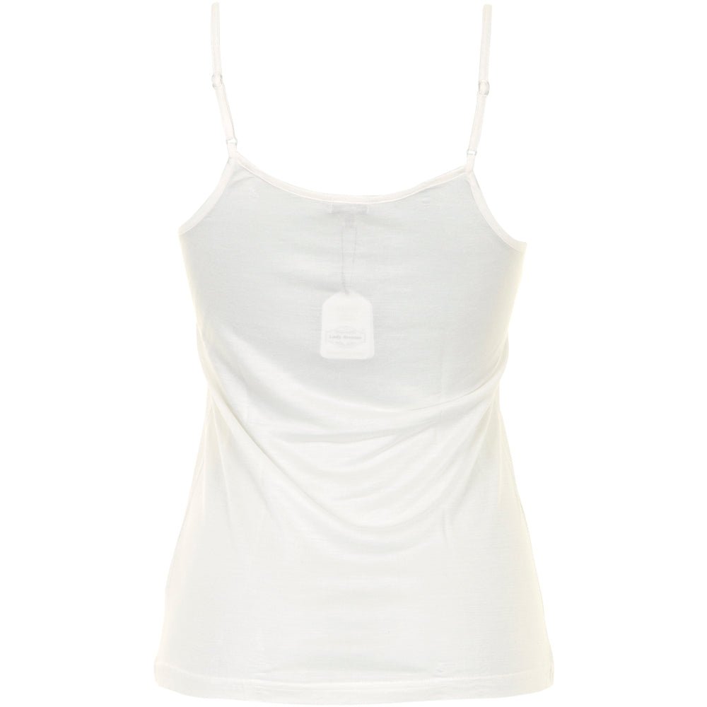 Lady Avenue tanktop i ren silke, off-white, set bagfra med justerbare stropper; mærke fastgjort tæt på halsudskæringen.