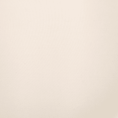 En glat, beige væg, lige så ensartet som Triumph Body Make-up Essentials 00NZ Sand T-shirt – uden synlige mønstre.
