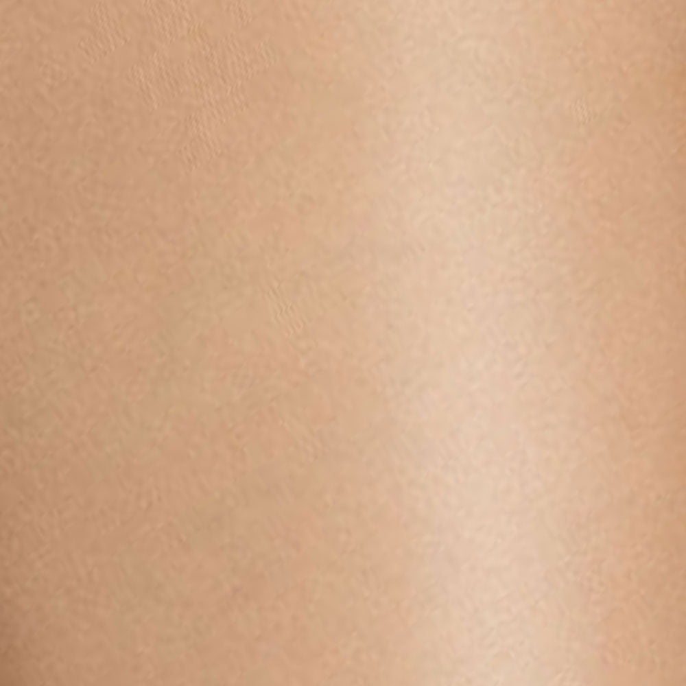 Glatt, lys hud med et fejlfrit udseende, ligesom Wolford Satin Touch 20 Comfort Sand W fra Wolford.